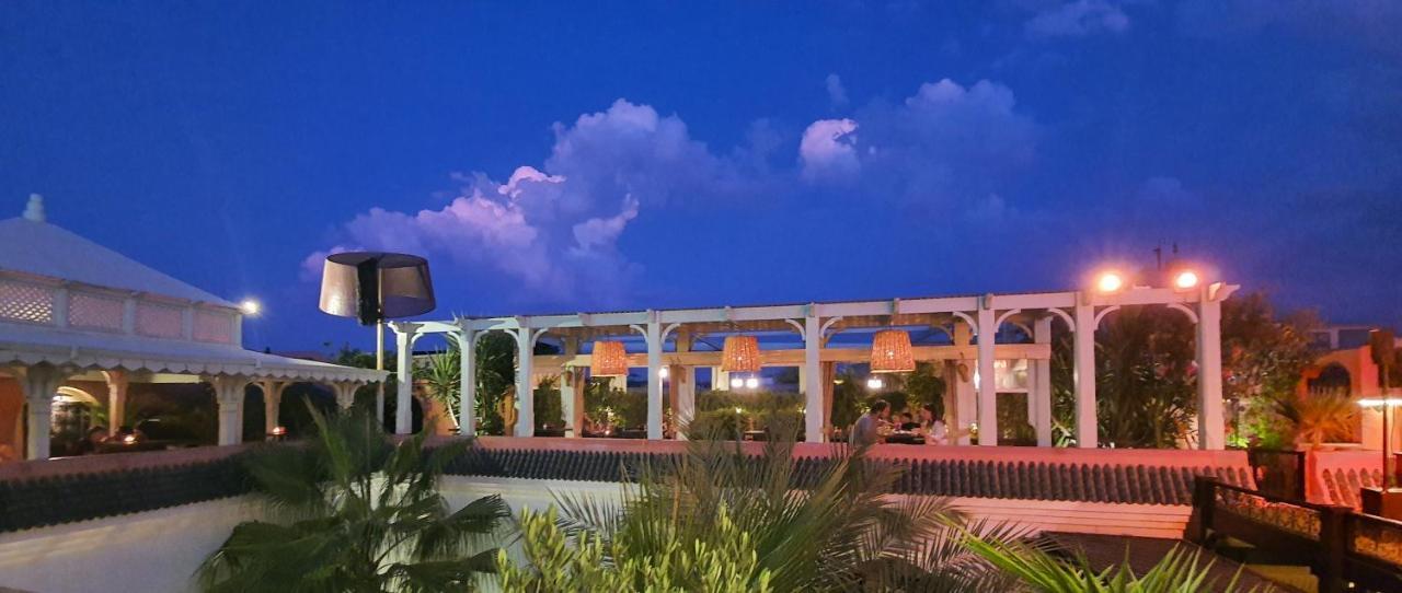 Riad Monceau Marrakesh Buitenkant foto